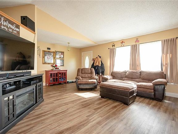 5th image of 4096 Cannon Ct