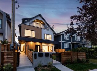 1079 E 14th Ave #2, Vancouver, BC V5T 2P1