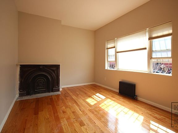 4th image of 949 Bedford Ave APT 2