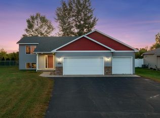 22871 Topaz St, Saint Cloud, MN 56301