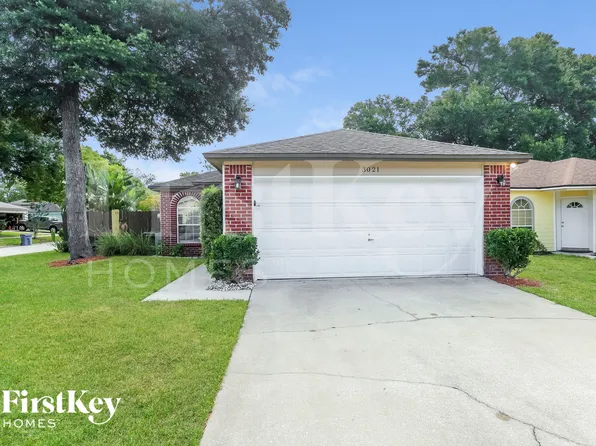 3021 Caroline Crest Dr E, Jacksonville, FL 32225