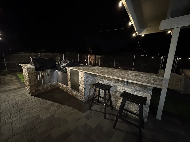 3732 N Taylor Dr — Photo 16