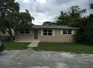 643 Sharar Ave, Opa Locka, FL 33054