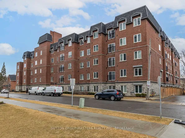 501 Frontenac St #413, Kingston, ON K7K 4L9