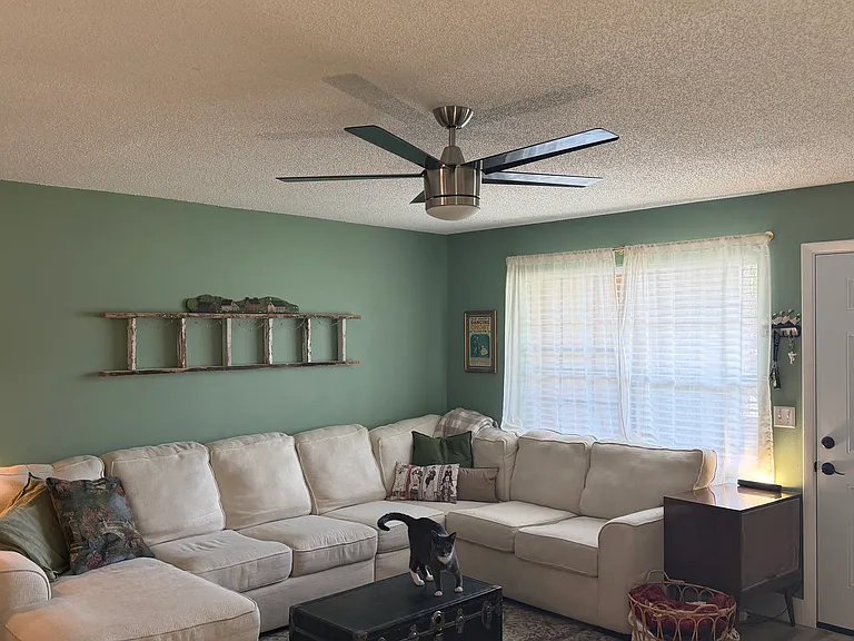 485 Forestway Cir #102 — Photo 3