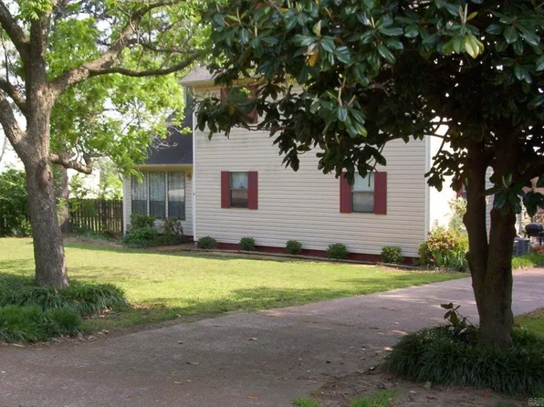 550 Dennison Hts, Batesville, AR 72501