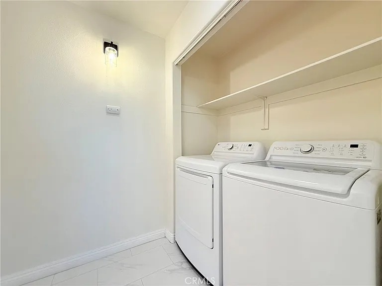 319 W Duarte Rd #319A — Photo 14