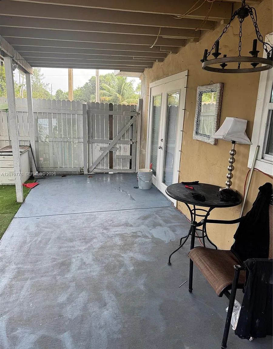 Lauderdale Villas — Photo 1