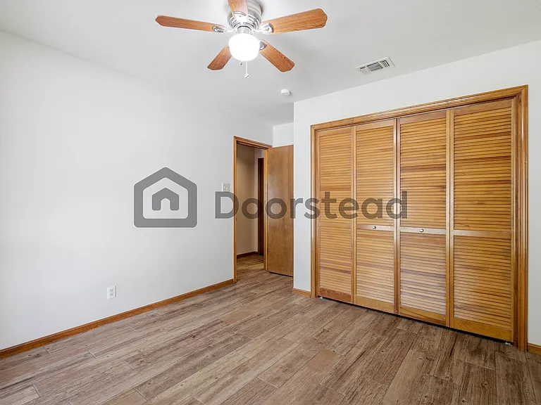 13845 Brook Hollow Blvd — Photo 20