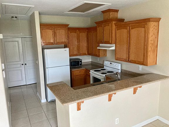 4th image of 3103 Scotland Dr APT 1
