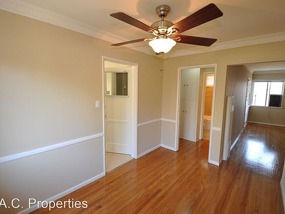 5th image of 11034-11038 La Maida St #10370372