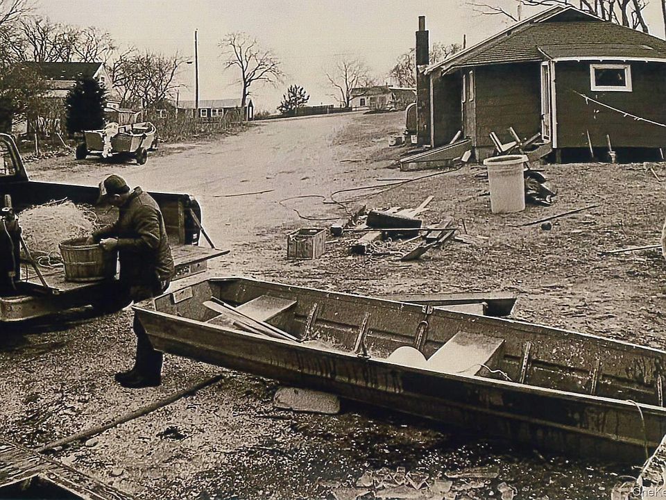 1st image of 44 Cross Highway