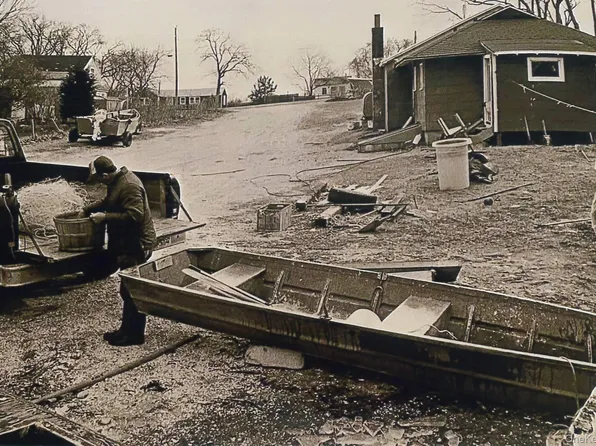 44 Cross Highway, Amagansett, NY 11930