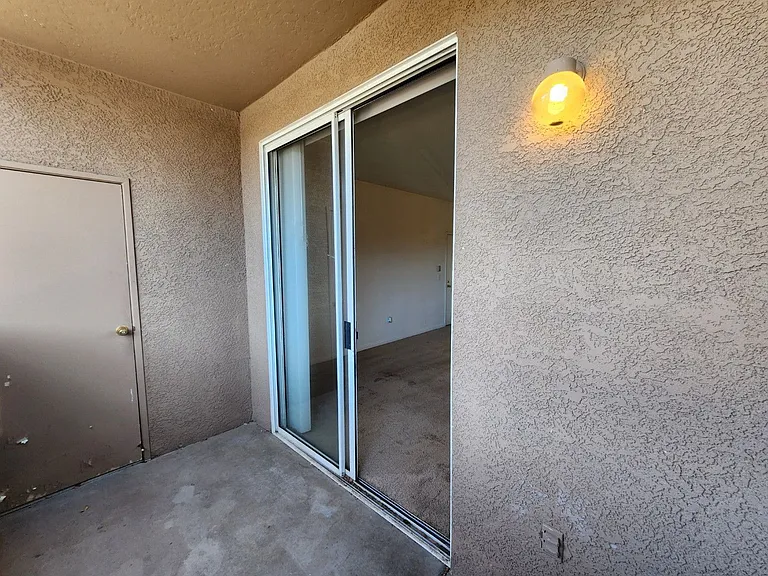 231 W Horizon Ridge Pkwy #417 — Photo 10