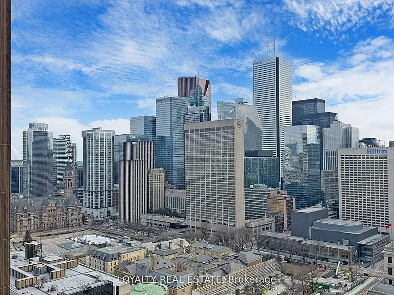230 Simcoe St #2713 — Photo 4
