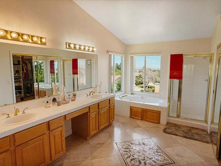 41904 Tucson Ct — Photo 17