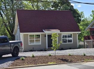 928 Kanuga Rd #1, Hendersonville, NC 28739