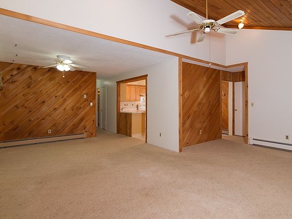4th image of 28 Cedar St