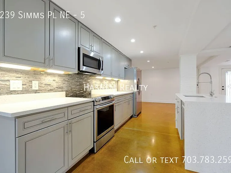1239 Simms Pl NE #5 — Photo 7