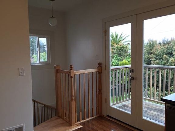 3rd image of 293 Chenery St
