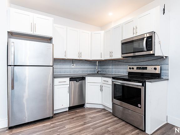 2nd image of 501 Lafayette Ave APT 1F