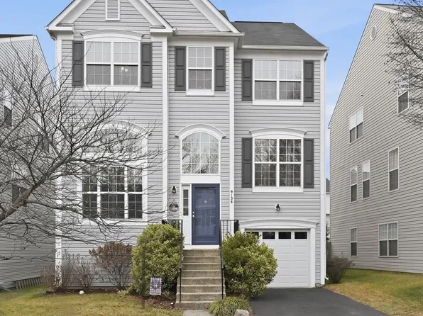 9138 Mineola Ct, Manassas, VA 20111