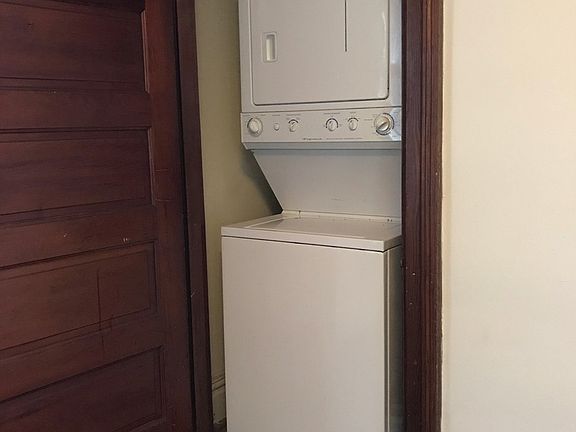 5th image of 312 Southpoint Dr #2