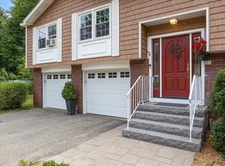 22 Pleasant View Dr, Exeter, NH 03833