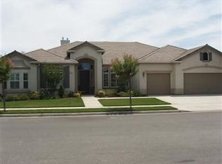 634 W Muncie Ave, Clovis, CA 93619