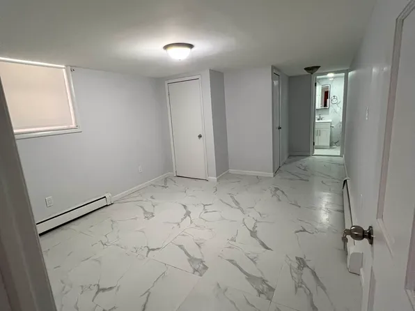 943 East 53rd Street image 1 of 8
