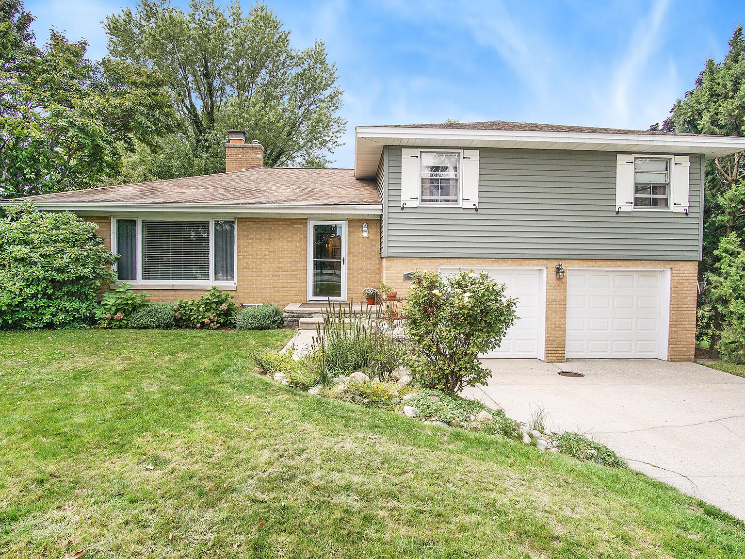 17379 N Fruitport Rd, Spring Lake, MI 49456 Zillow