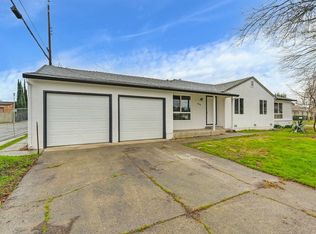 2901 16th Ave, Sacramento, CA 95820