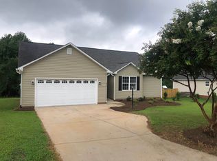 212 Summer Lady Ln, Boiling Springs, SC 29316