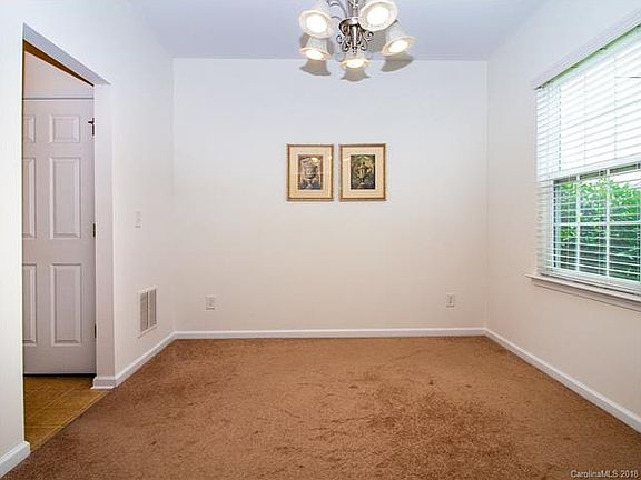 5th image of 11305 Deer Chase Ln