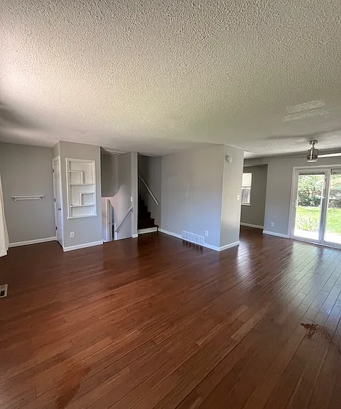 3810 Mesa Grande Dr — Photo 2