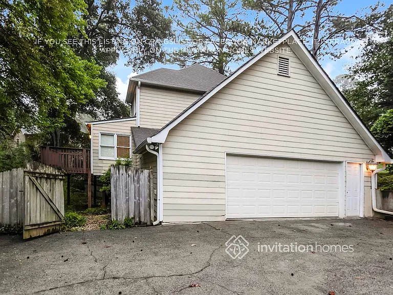 1591 Willow Blf — Photo 17