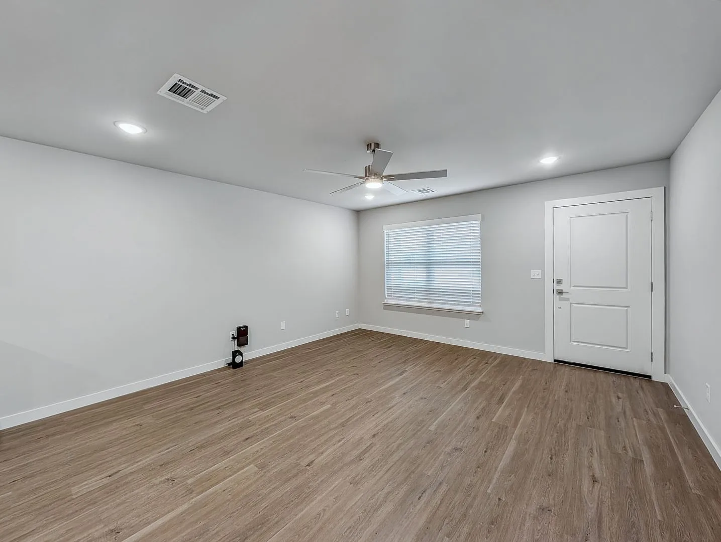 Ranch Style Duplex New Construction — Photo 1
