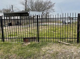 17325 River Rd, Channelview, TX 77530