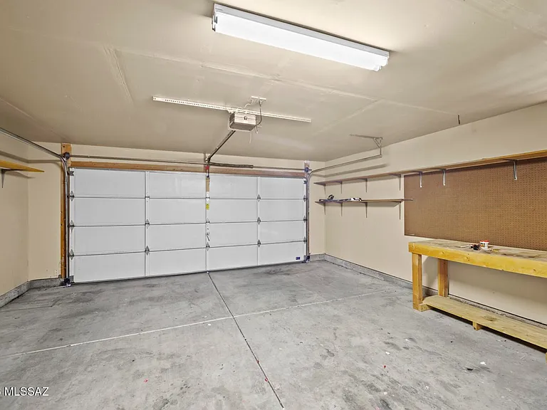 3067 W Country Hill Dr — Photo 27