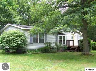 446 Vollmer Dr, Mount Pleasant, MI 48858