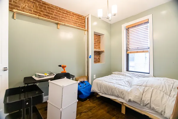 Rented by Keren Capital Group, LLC | media 14