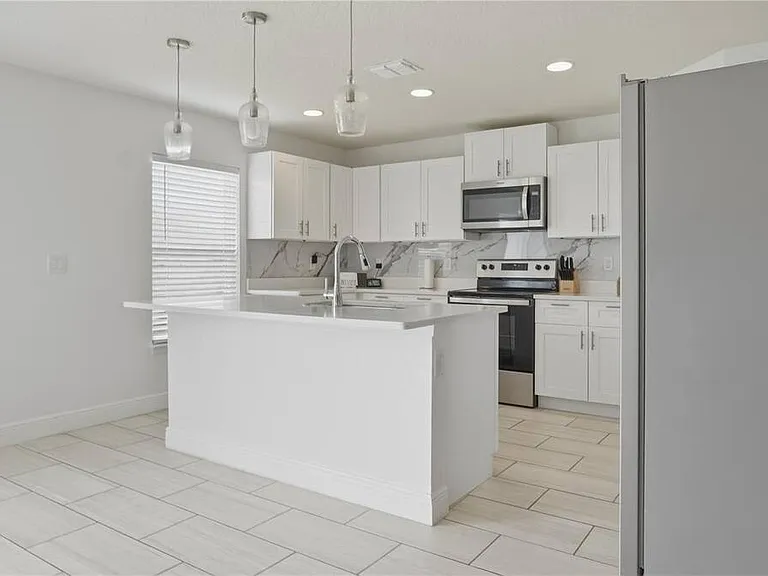16 Alicante Ct — Photo 10