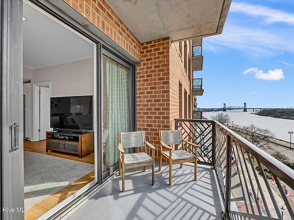 5th image of 240 N Water Street # 651