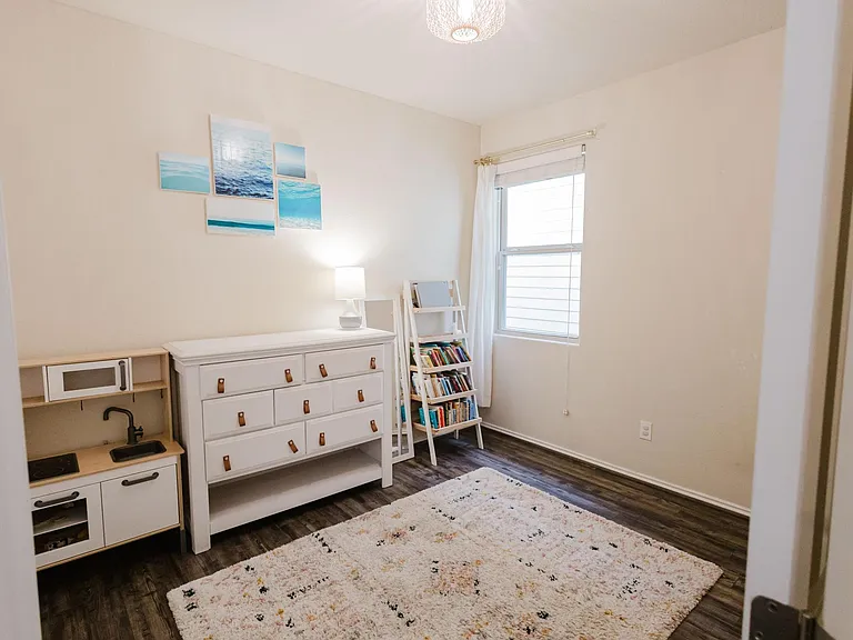 2526 Skybound — Photo 17