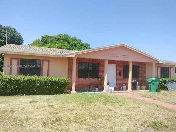 17032 NW 49th Ct