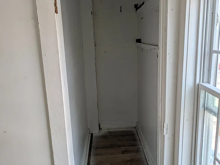 914 SW 8th Ave — Photo 13