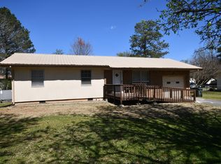 576 Pinewood Cir, Fort Oglethorpe, GA 30742