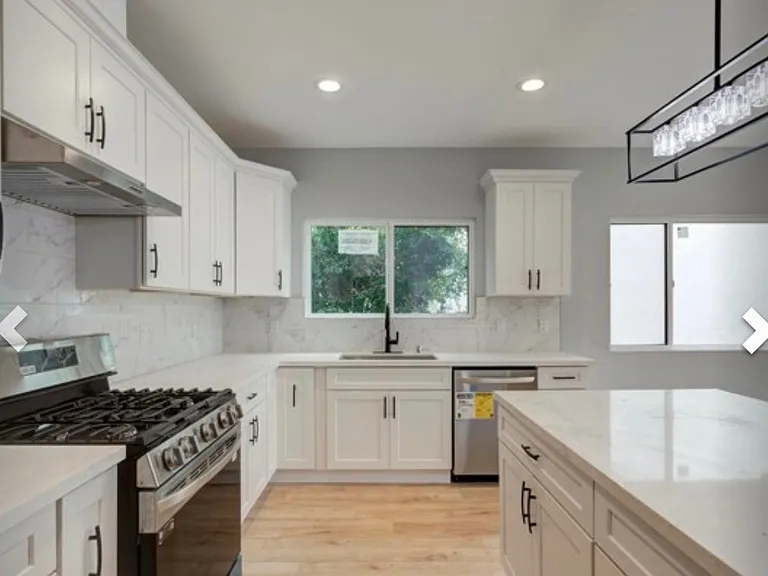 1241 Meadowbrook Ave — Photo 5