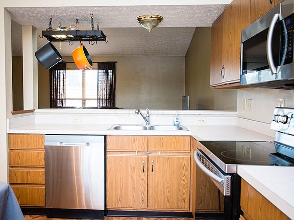 3rd image of 2424 Kittrel Ct
