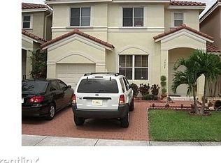 17031 SW 38th St, Hollywood, FL 33027